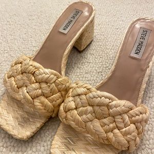 Steve Madden Niah Sandal Beige Size 8